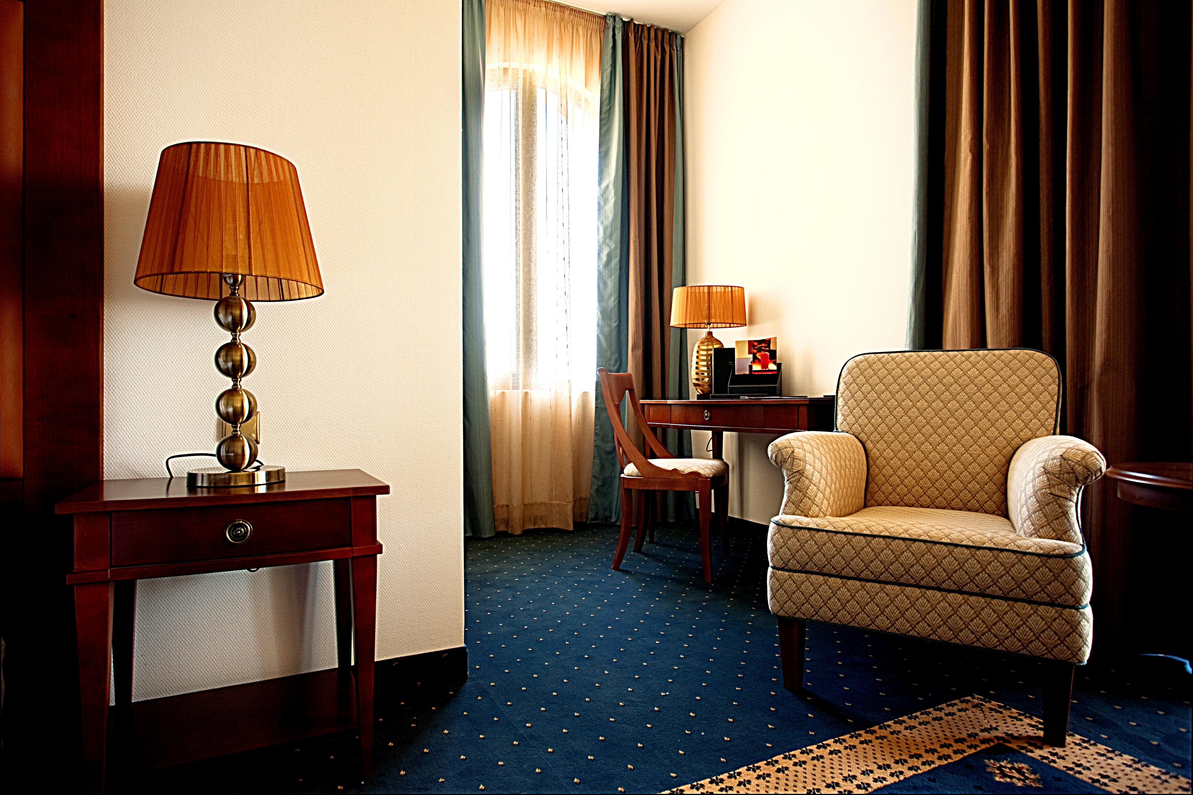 Primoretz Grand Hotel & Spa Burgas Exteriör bild A room at the hotel