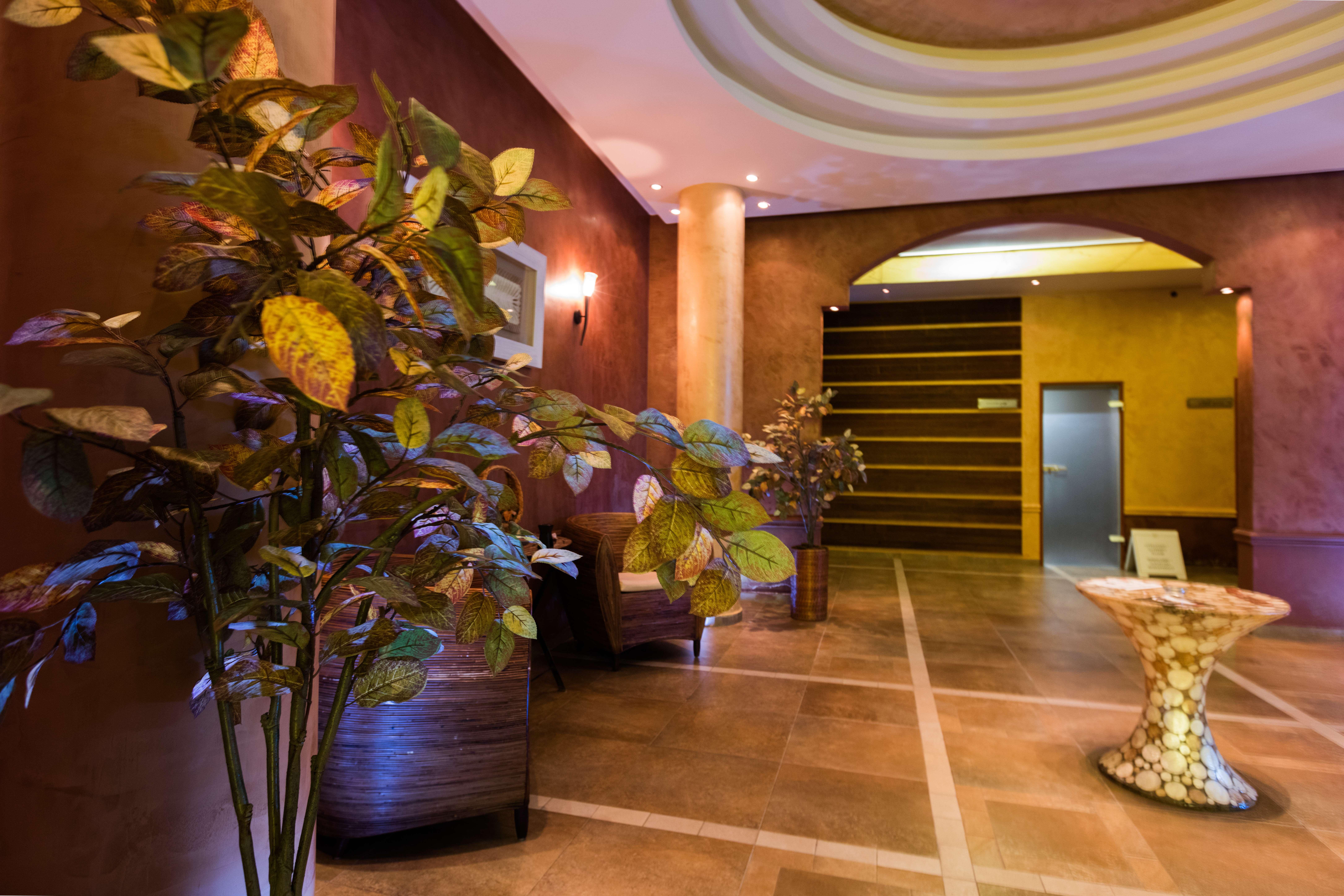 Primoretz Grand Hotel & Spa Burgas Exteriör bild Interior of the hotel