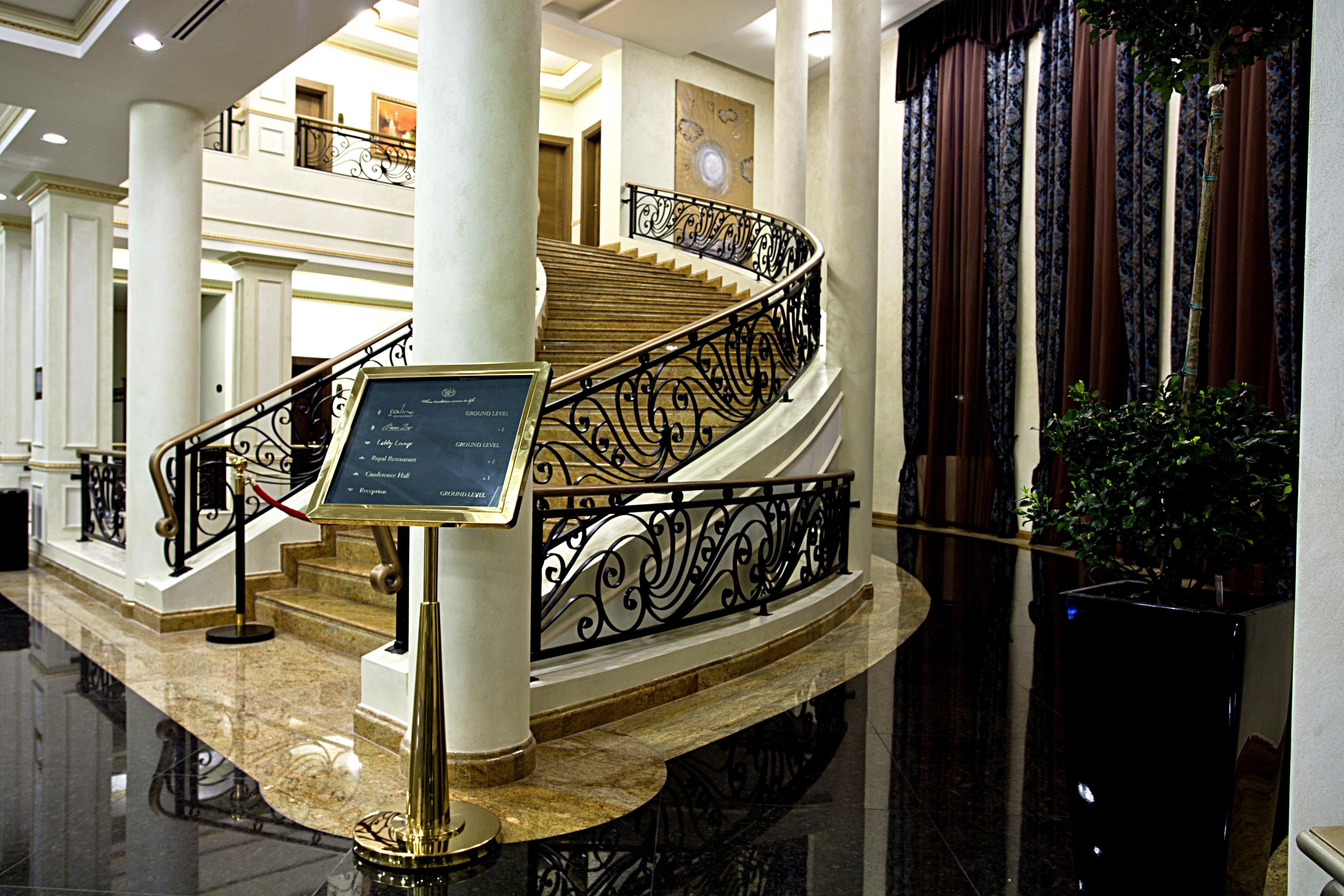 Primoretz Grand Hotel & Spa Burgas Exteriör bild The lobby of the hotel