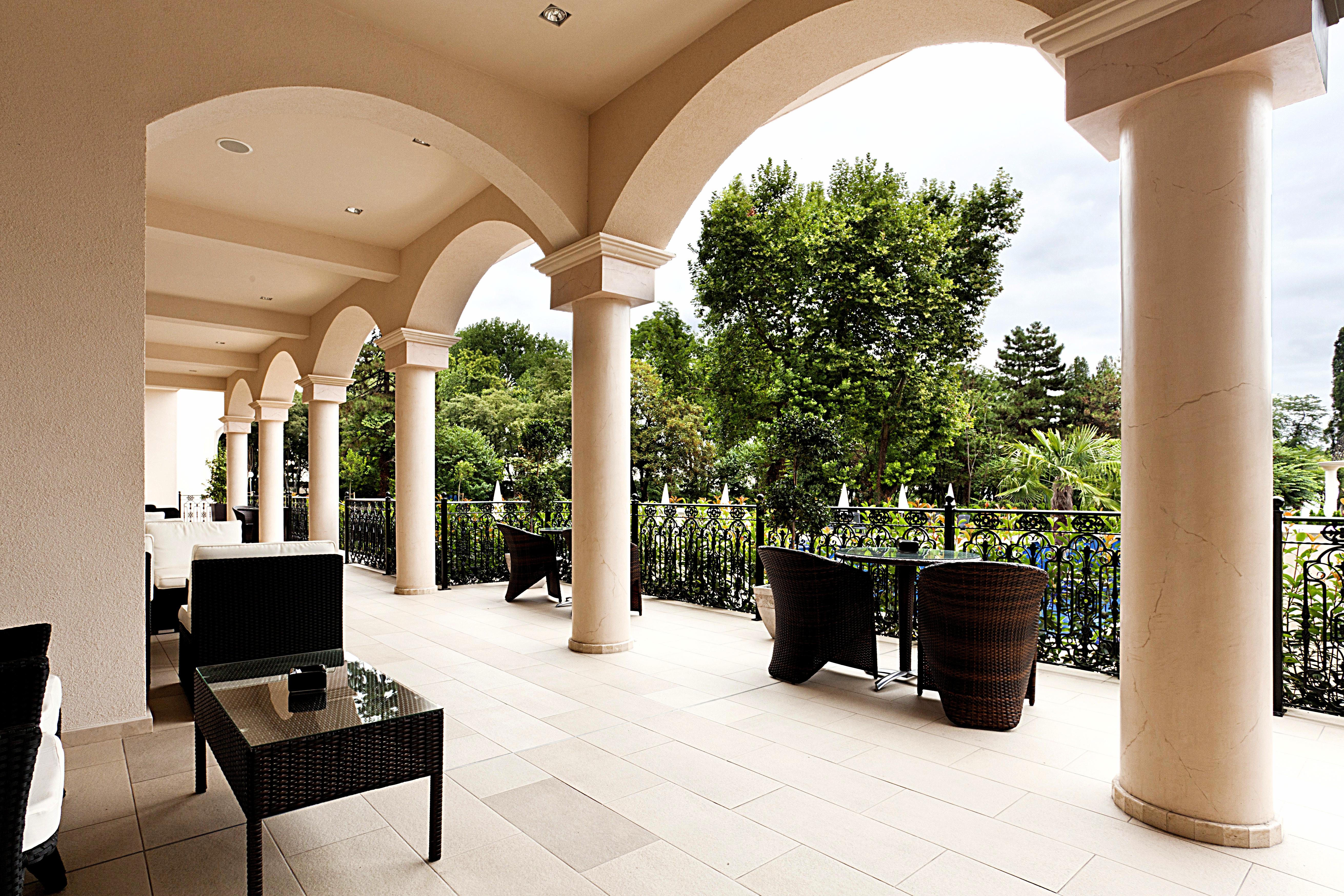 Primoretz Grand Hotel & Spa Burgas Exteriör bild The Terrace at The Dorchester