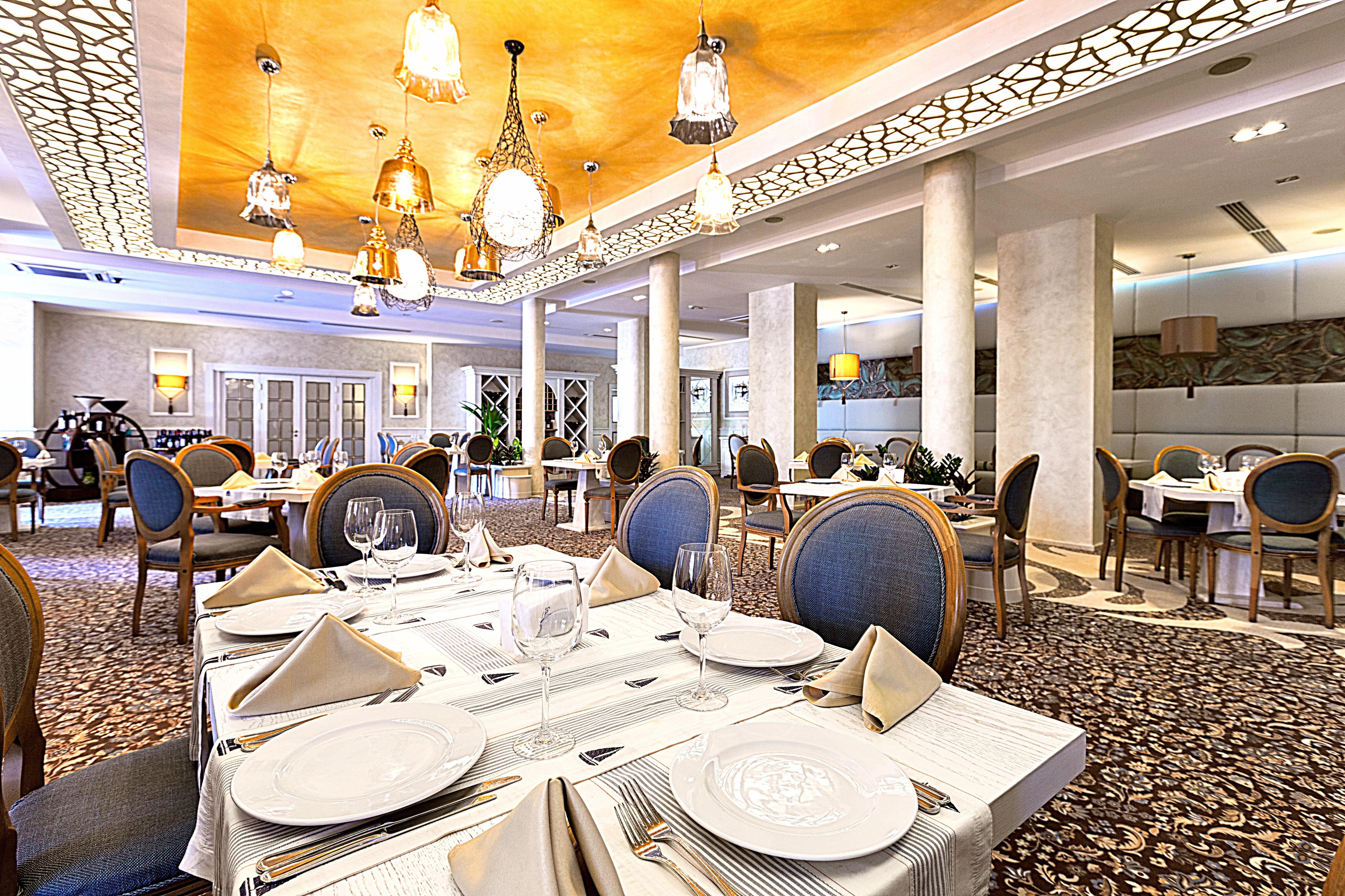 Primoretz Grand Hotel & Spa Burgas Exteriör bild The restaurant