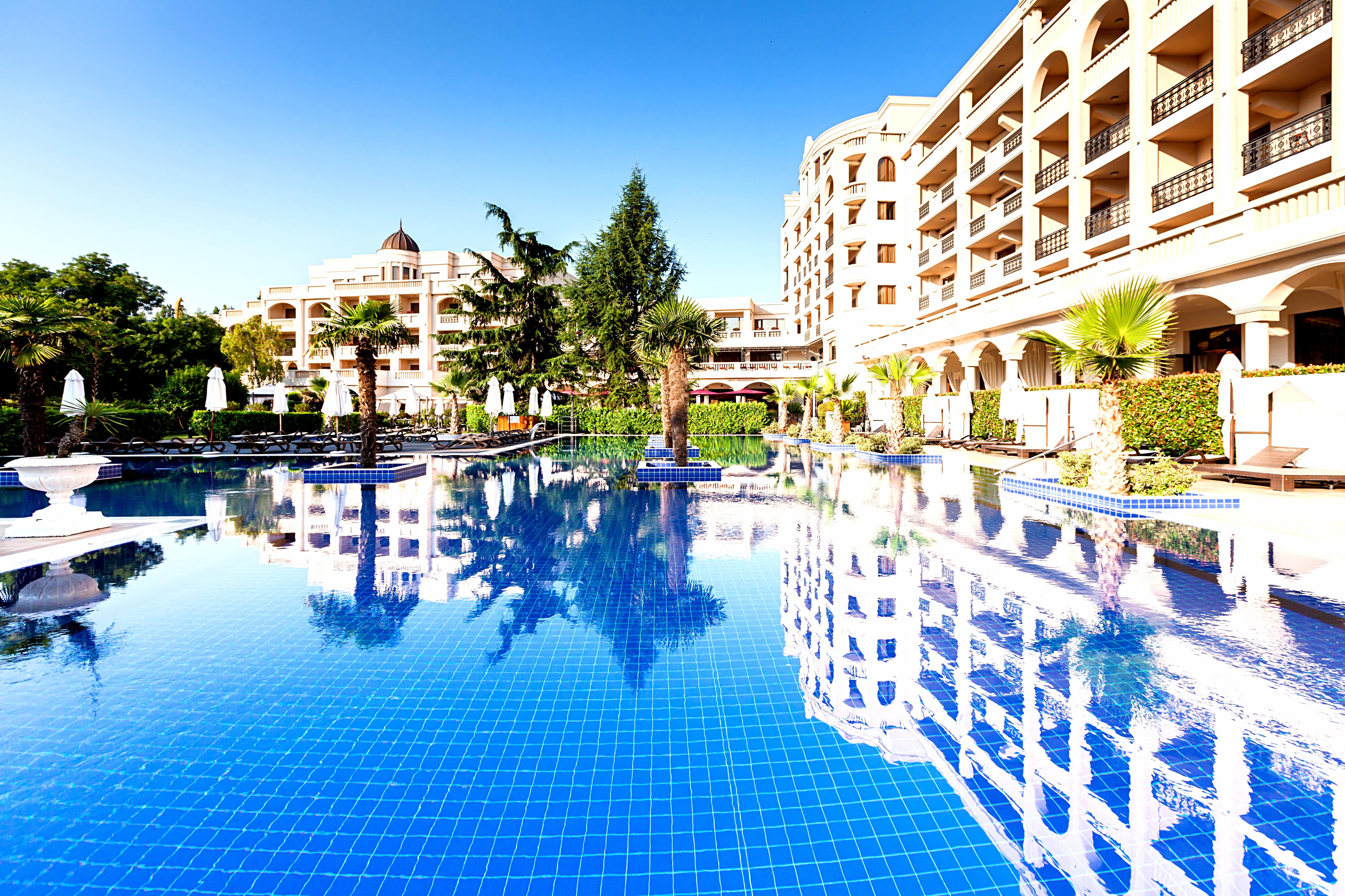 Primoretz Grand Hotel & Spa Burgas Exteriör bild The Royal